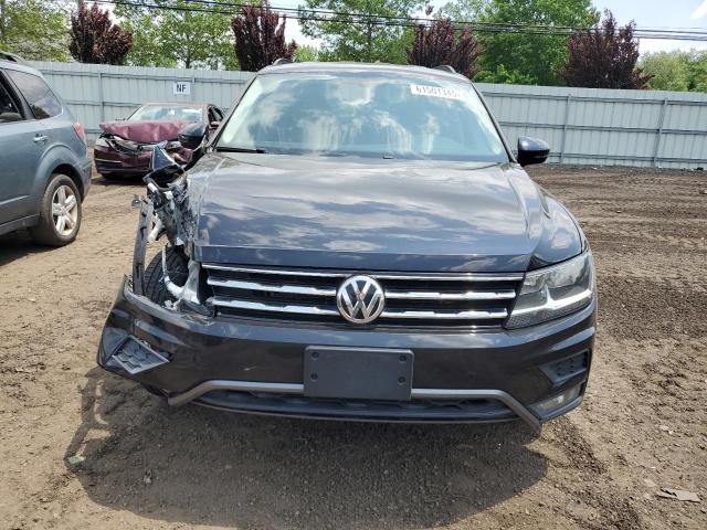 3VV2B7AXXJM029724 - 2018 VOLKSWAGEN TIGUAN SE Qara foto 5