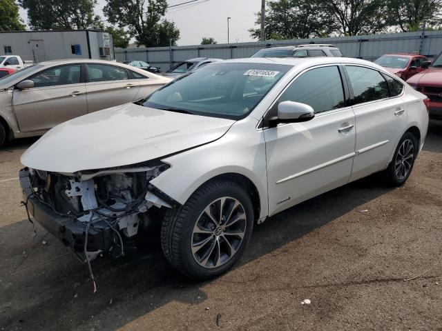 4T1BD1EB2JU063605 - 2018 TOYOTA AVALON HYBRID WHITE photo 1