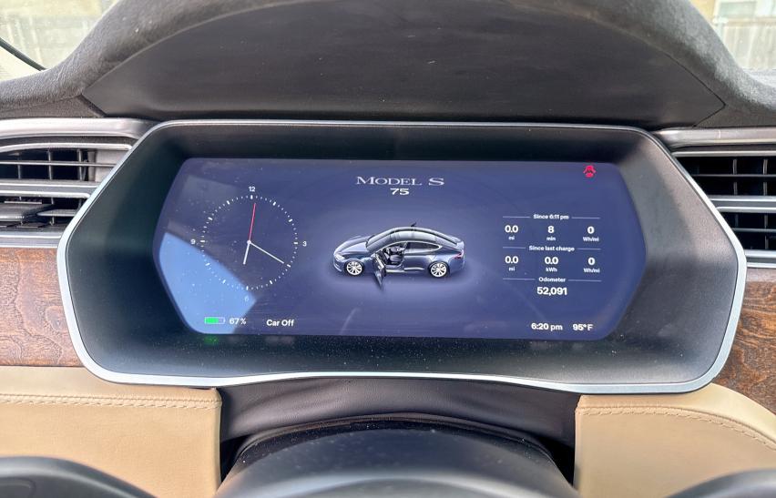 5YJSA1E14HF195384 - 2017 TESLA MODEL S GRAY photo 8