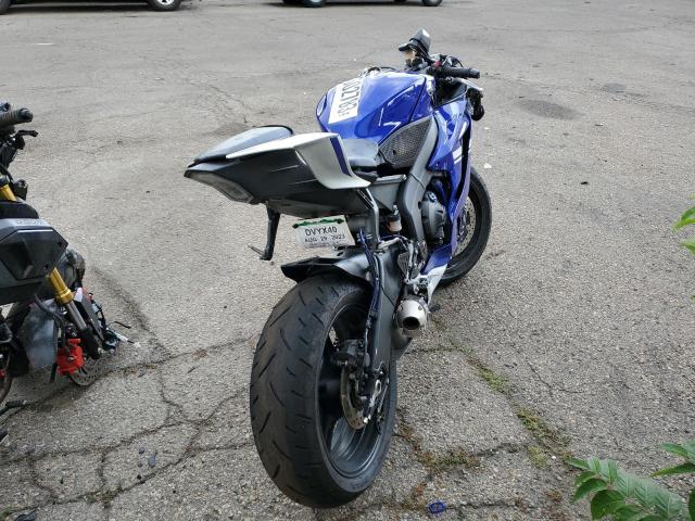 JYARJ28E2KA004558 - 2019 YAMAHA YZFR6 BLUE photo 4