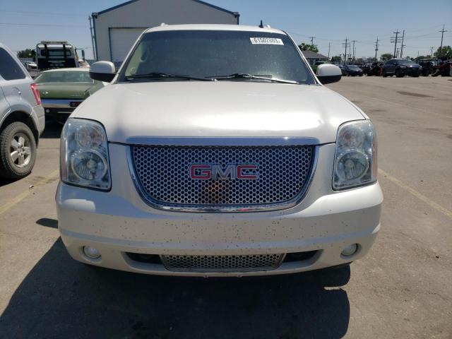 1GKS2MEF2BR108338 - 2011 GMC YUKON XL DENALI WHITE photo 5