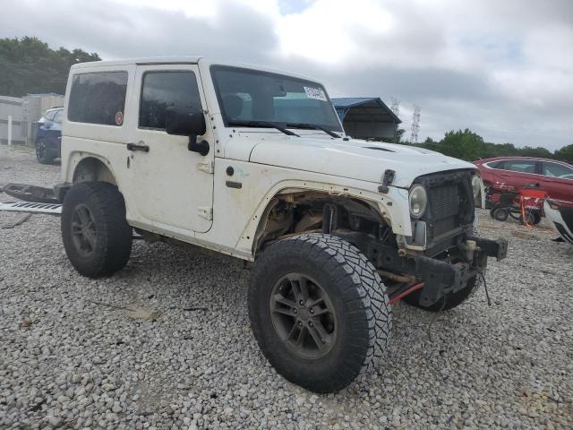 1C4AJWBG5GL217793 - 2016 JEEP WRANGLER SAHARA თეთრი ფოტო 4