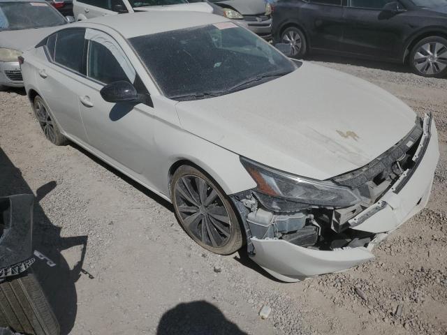 1N4BL4CV1KN323077 - 2019 NISSAN ALTIMA SR ვერცხლისფერი ფოტო 4