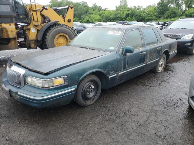 1995 LINCOLN TOWN CAR EXECUTIVE, 