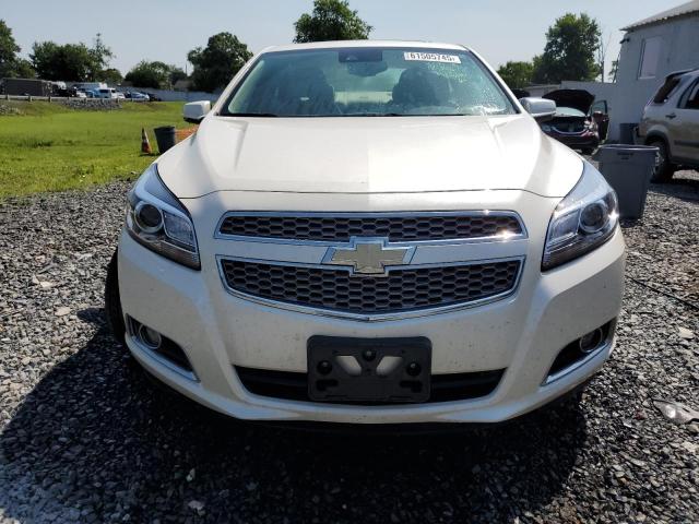 1G11H5SA8DF347054 - 2013 CHEVROLET MALIBU LTZ 奶油色 照片 5