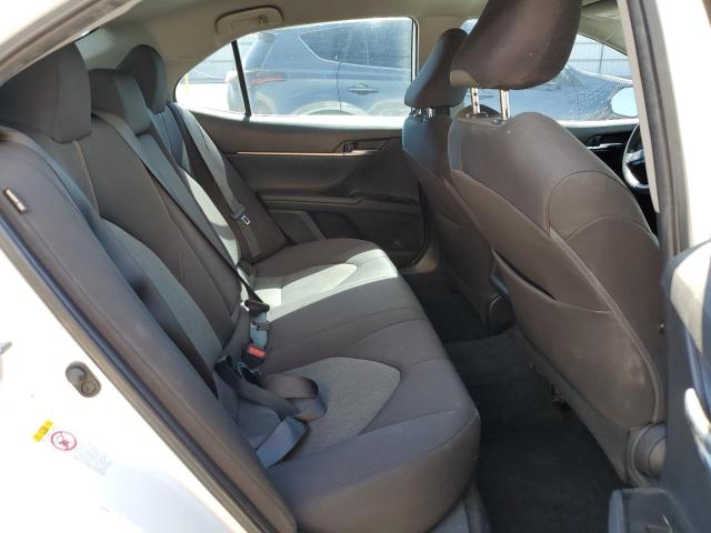 4T1B11HK1KU728869 - 2019 TOYOTA CAMRY L WHITE photo 10