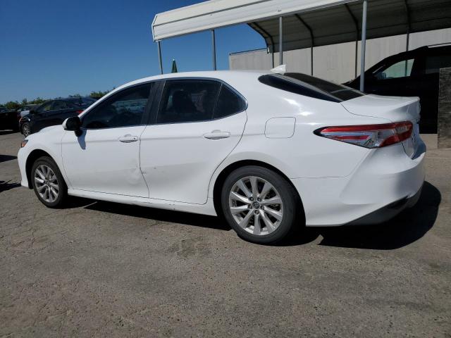 4T1B11HK1KU728869 - 2019 TOYOTA CAMRY L WHITE photo 2