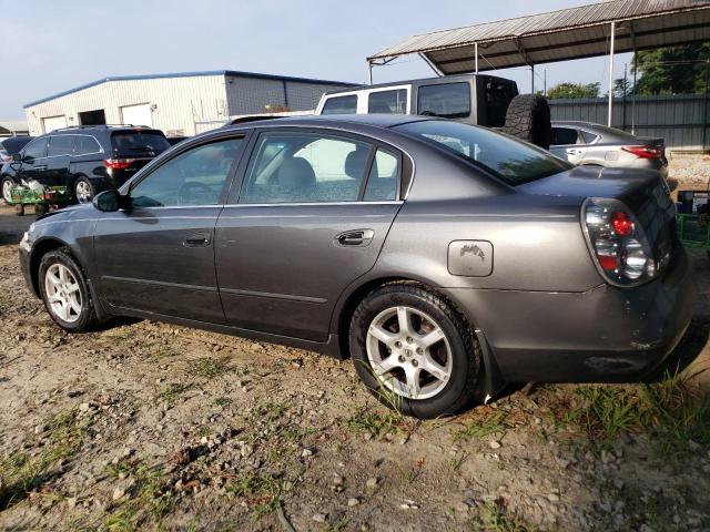 1N4AL11D15C147359 - 2005 NISSAN ALTIMA S GRAY photo 2