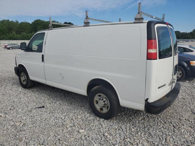 1GCWGFBA4E1134431 - 2014 CHEVROLET EXPRESS G2 WHITE photo 2