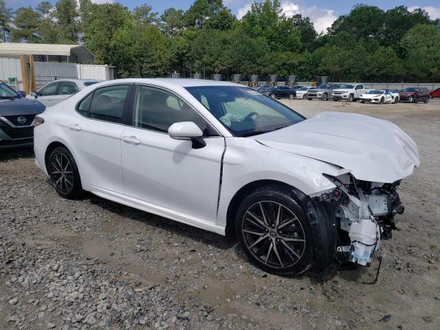 4T1G11AK2PU761998 - 2023 TOYOTA CAMRY SE NIGHT SHADE WHITE photo 4