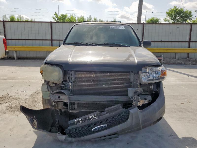 1FMYU03166KB20096 - 2006 FORD ESCAPE XLT 黑色 照片 5