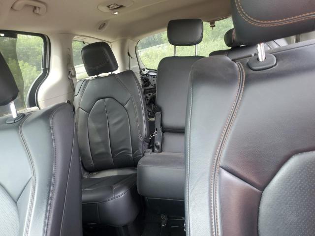 2C4RC1EG4HR538213 - 2017 CHRYSLER PACIFICA TOURING L PLUS SILVER photo 10