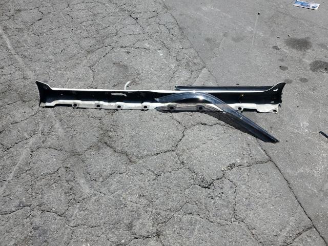 JTLKT324464031436 - 2006 TOYOTA SCION XB WHITE photo 13