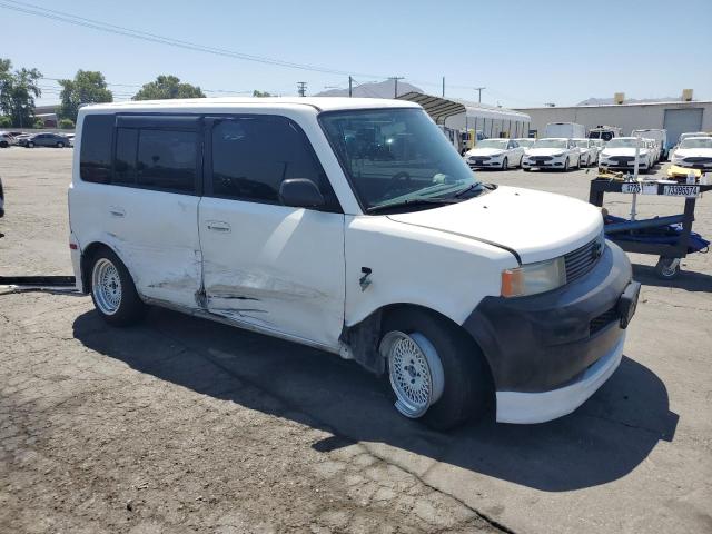 JTLKT324464031436 - 2006 TOYOTA SCION XB WHITE photo 4