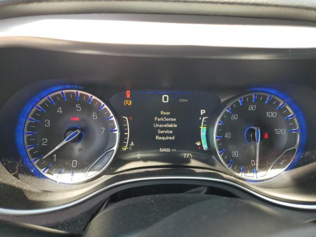 2C4RC1EG8JR228880 - 2018 CHRYSLER PACIFICA TOURING L PLUS SILVER photo 9