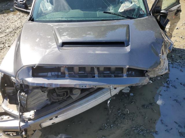 5TFUY5F17JX712697 - 2018 TOYOTA TUNDRA DOUBLE CAB SR/SR5 CHARCOAL photo 11