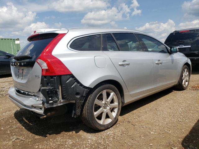 YV140MEK5G1290107 - 2016 VOLVO V60 T5 PREMIER SILVER photo 3