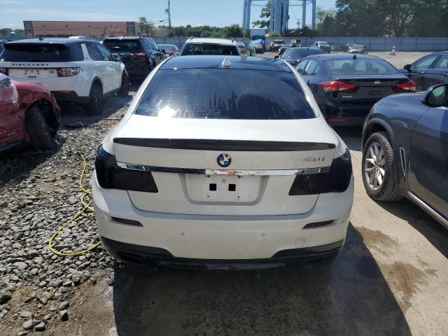 WBAYA8C54FD825415 - 2015 BMW 750 I WHITE photo 6