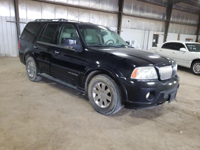 5LMFU28R04LJ28720 - 2004 LINCOLN NAVIGATOR 黑色 照片 4