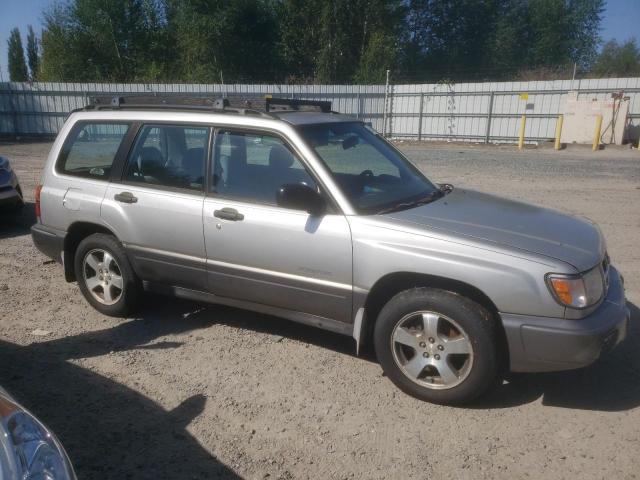 JF1SF6550YH713286 - 2000 SUBARU FORESTER S ვერცხლისფერი ფოტო 4