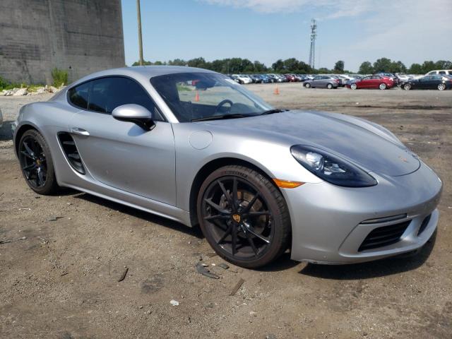 WP0AA2A88JK262520 - 2018 PORSCHE CAYMAN SILVER photo 4