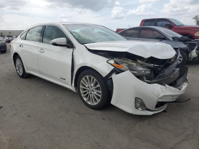 4T1BD1EB2DU013193 - 2013 TOYOTA AVALON HYBRID WHITE photo 4