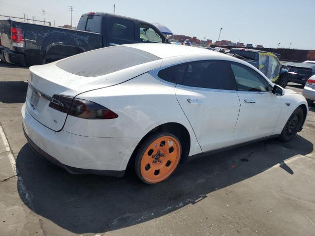 5YJSA1E13GF136034 - 2016 TESLA MODEL S WHITE photo 3