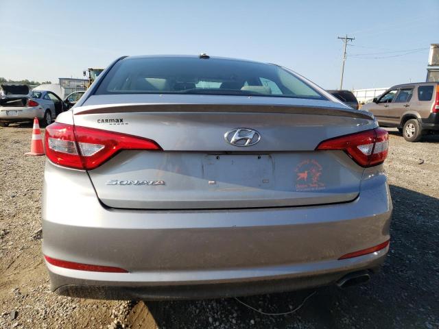 5NPE24AF5FH165354 - 2015 HYUNDAI SONATA SE SILVER photo 6