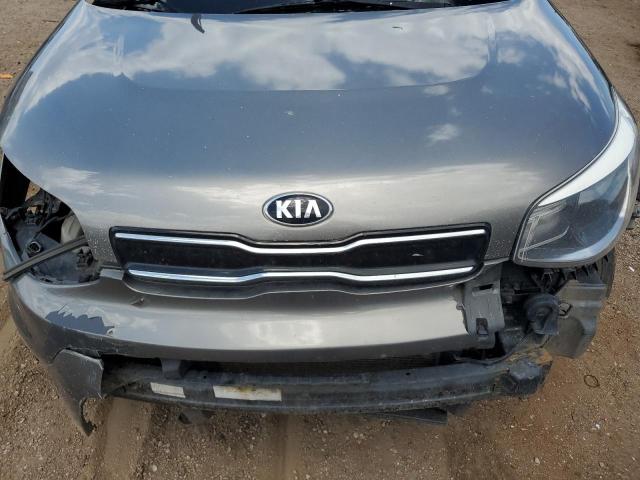 KNDJP3A59H7412352 - 2017 KIA SOUL + GRAY photo 11