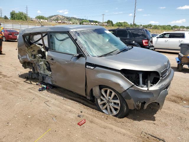 KNDJP3A59H7412352 - 2017 KIA SOUL + GRAY photo 4