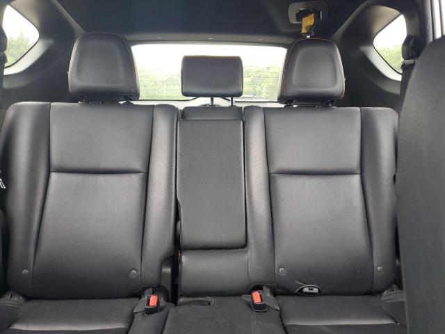 JTMJFREVXGD187472 - 2016 TOYOTA RAV4 SE WHITE photo 10