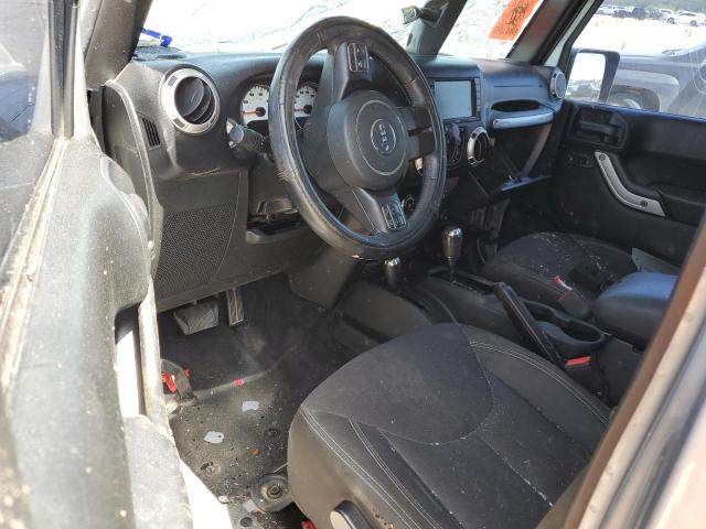 1C4BJWEG1GL272354 - 2016 JEEP WRANGLER U SAHARA SILVER photo 8