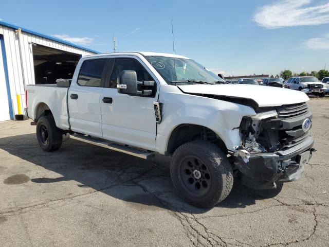 1FT7W2B68KEE26230 - 2019 FORD F250 SUPER DUTY WHITE photo 4