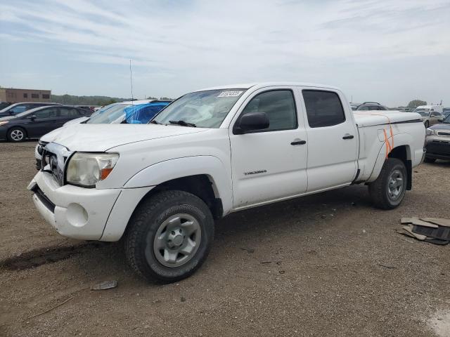 5TEKU72N16Z313520 - 2006 TOYOTA TACOMA DOUBLE CAB PRERUNNER LONG BED WHITE photo 1