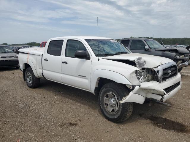 5TEKU72N16Z313520 - 2006 TOYOTA TACOMA DOUBLE CAB PRERUNNER LONG BED WHITE photo 4