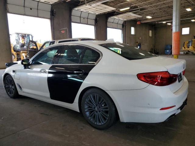 WBAJE7C55JWC57255 - 2018 BMW 540 XI WHITE photo 2