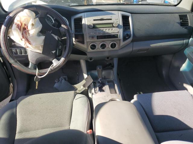 5TETU62NX5Z142246 - 2005 TOYOTA TACOMA PRERUNNER ACCESS CAB SILVER photo 8