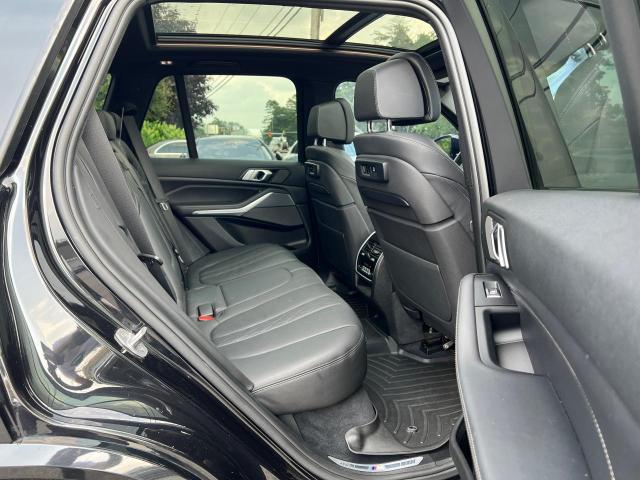 5UXJU2C54KLN65640 - 2019 BMW X5 XDRIVE50I BLACK photo 6