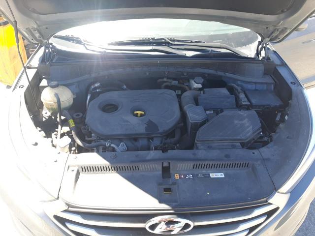 KM8J33A44JU769136 - 2018 HYUNDAI TUCSON SEL GRAY photo 11