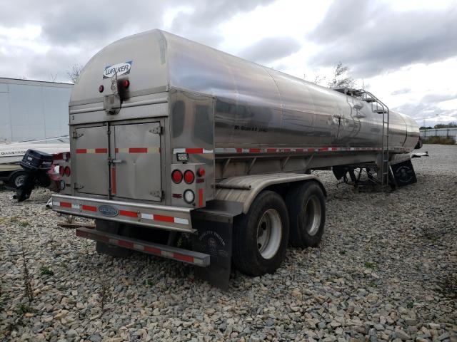 5WSAA4525YN033300 - 2000 WALK TANKER SILVER photo 4