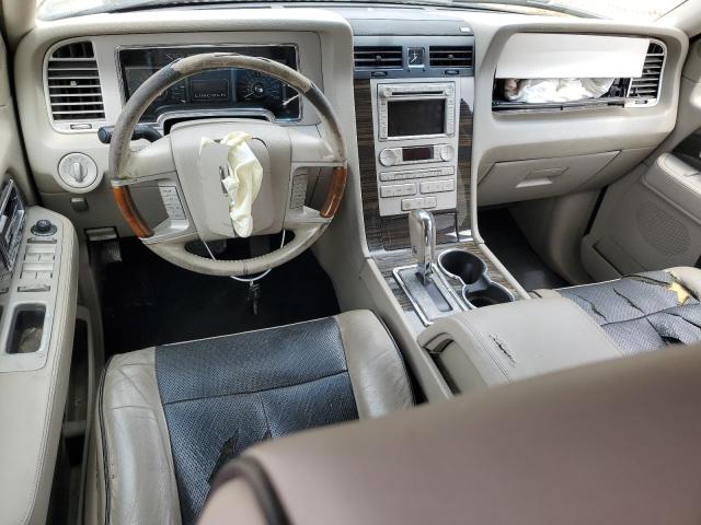 5LMFU28508LJ21236 - 2008 LINCOLN NAVIGATOR BLACK photo 8