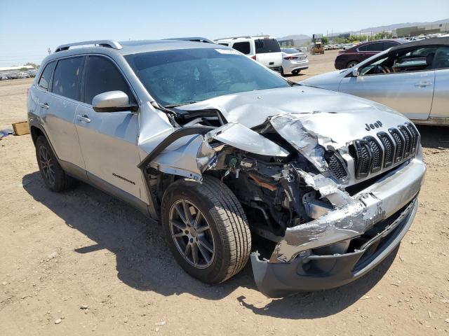 1C4PJLCB2GW113840 - 2016 JEEP CHEROKEE LATITUDE SILVER photo 4