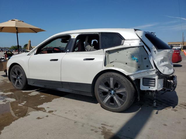 WB523CF02PCM84962 - 2023 BMW IX XDRIVE50 Blanc photo 2