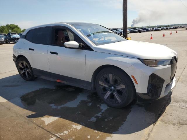 WB523CF02PCM84962 - 2023 BMW IX XDRIVE50 Blanc photo 4