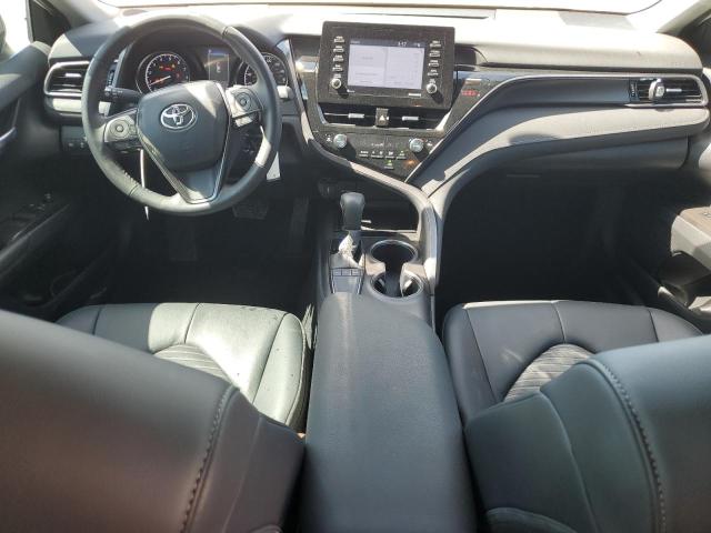 4T1G11AK4RU881854 - 2024 TOYOTA CAMRY SE NIGHT SHADE WHITE photo 8