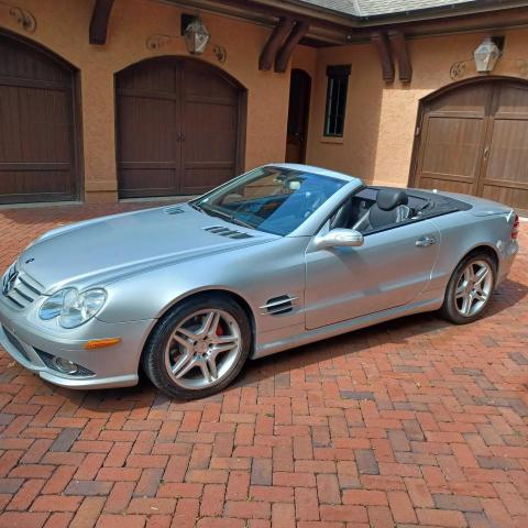 WDBSK71F67F133897 - 2007 MERCEDES-BENZ SL 550 SILVER photo 2