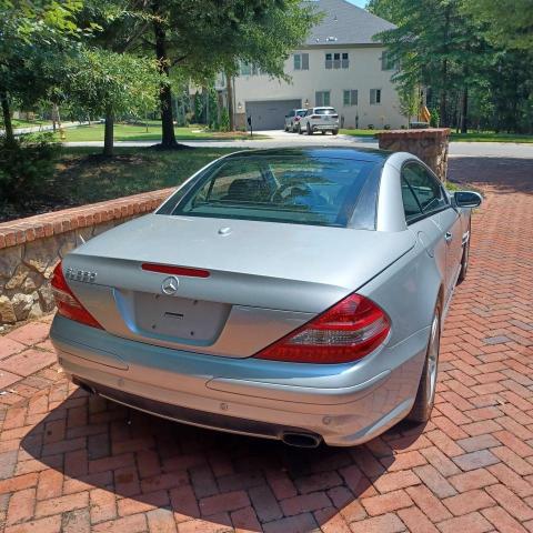 WDBSK71F67F133897 - 2007 MERCEDES-BENZ SL 550 SILVER photo 4