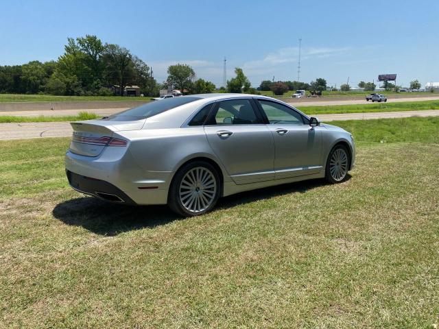 3LN6L5E98HR610970 - 2017 LINCOLN MKZ RESERVE SILVER photo 4