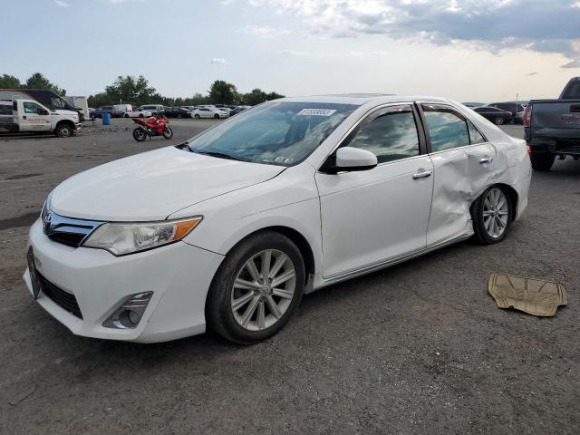 4T1BK1FK9DU020937 - 2013 TOYOTA CAMRY SE WHITE photo 1