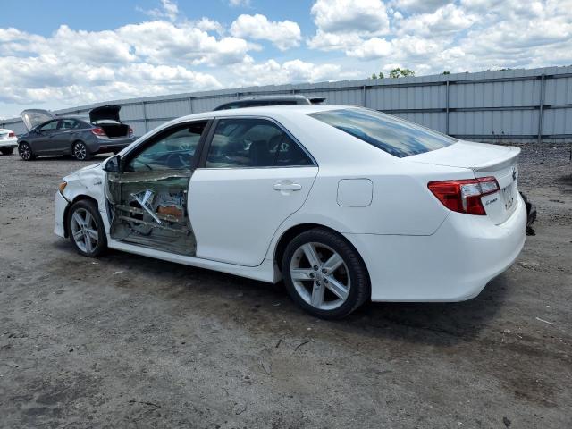 4T1BD1FK7EU128761 - 2014 TOYOTA CAMRY HYBRID WHITE photo 2